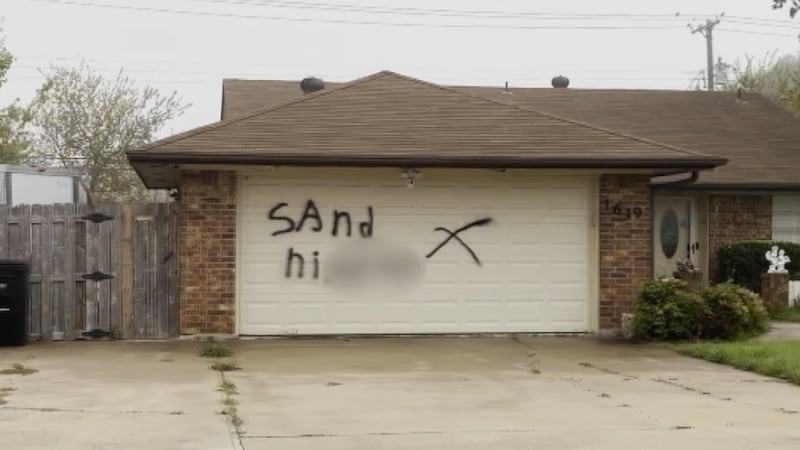 Killeen neighbors angry at racial slur painted on garage