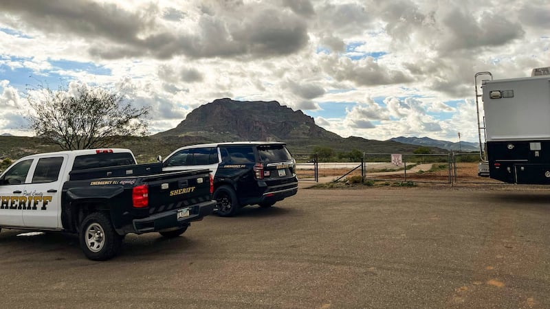 A helicopter with four people onboard crashed in the Arizona mountains late Friday morning.