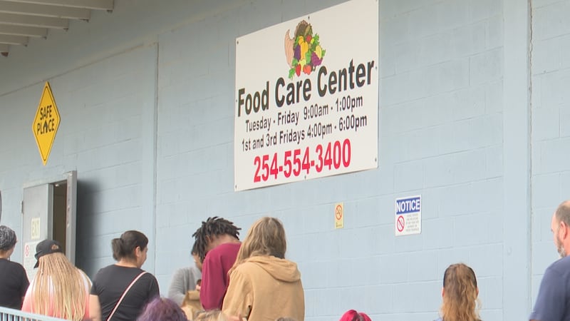 Volunteers adjust to higher traffic at Killeen Food Care Center